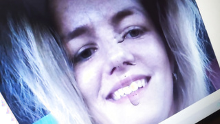 Carolin loves Cumtribute