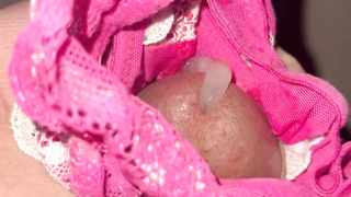 Heimlich vollgewichster Tanga