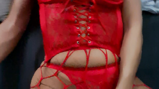 Geburtstag Sex in roten Dessous