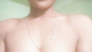 Desi bhabi nude sexy boobs