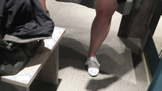 Umkleidekabine mal geil in der Öffentlichkeit