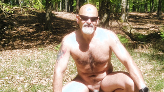 Erster Nacktausflug im Freien