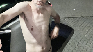 Nackt in der Öffentlichkeit