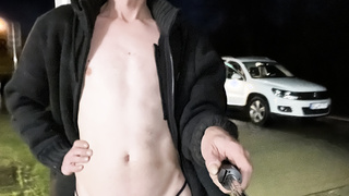 Ich nackt unterwegs zeigen und gesehen werden