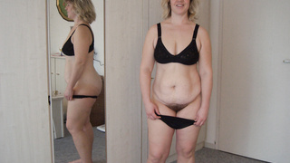 Ines zeigt sich gern nackt