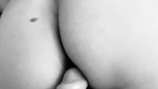 Dildo in der Muschi vom doggypaar