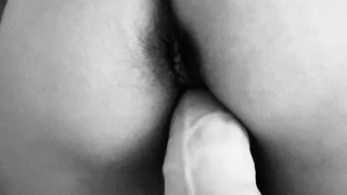 Dildo in der Muschi vom doggypaar