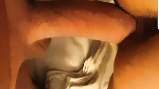 Von hinten. Auch in den Arsch gefickt