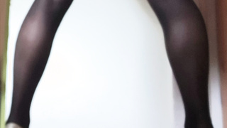 Damenwäscheträger Bilder vor einer Dildo Session