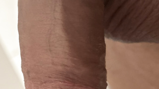 Frisch Geduscht und eingeölt.