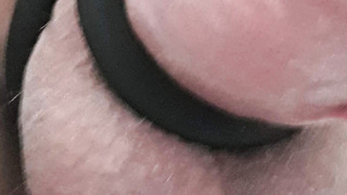 Penis mit Ring hat Lust