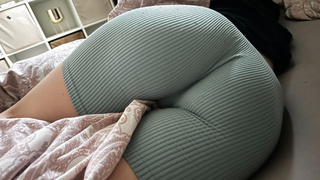 Arsch meiner Frau in Legins