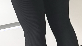 Arsch meiner Frau in Legins