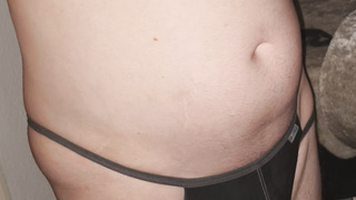 Schöne Tangas ausprobiert