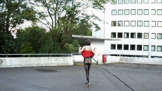 Ich war ein bisschen draußen unterwegs und im Büro.