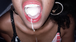 Meine Frau liebt Sperma und schluckt es