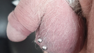 Mein kleiner Penis geschmückt