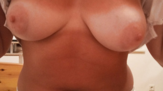 Die Titten meiner Ehefrau