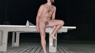 Ich zeige mich nackt ein geiles Gefühl