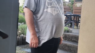 Nach der Arbeit am Wochenende nackt ausgezogen