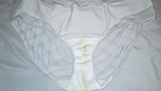 Die Höschen meiner Frau . Part 2