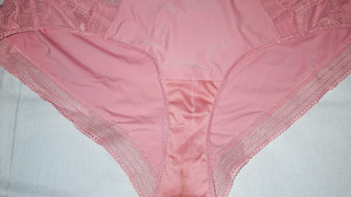 Die Höschen meiner Frau . Part 2