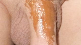 Beim Schokocreme verteilen