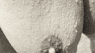 Diese Milf Abkühlung im Sommer