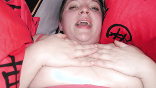 UW, 173cm. 80 KG, 85E