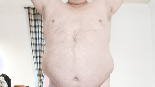 Nackt  drinnen und  draußen