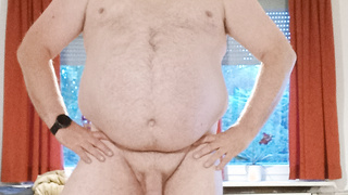 Nackt  drinnen und  draußen