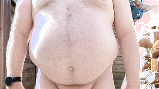 Nackt  drinnen und  draußen