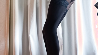 Lange Beine und mein süßer Arsch für Euch