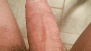 Abspritzen vor dem Duschen