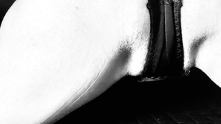 Sexy in Dessous und Heels