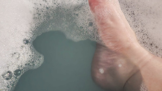 Füße in der Wanne
