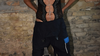 Silke auf der Baustelle