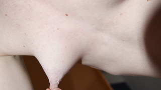 Süsse Teenie Tittchen