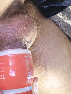 Kleiner behaarter Hoden