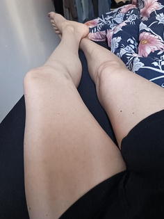 Ich liebe meine Beine und Füße ?