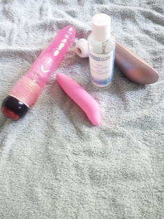 Mein Frauchen ihr Spielzeug