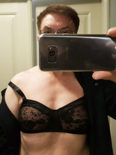 In Damenunterwäsche