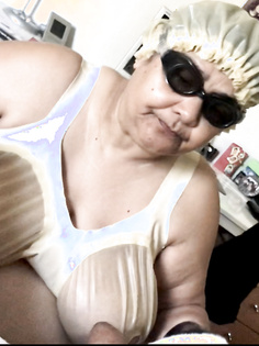 Gleich wird wieder geblasen bis er spritzt