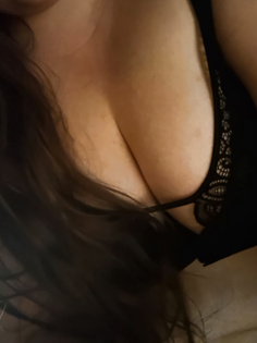 Meine Titten in einem neuen Bh