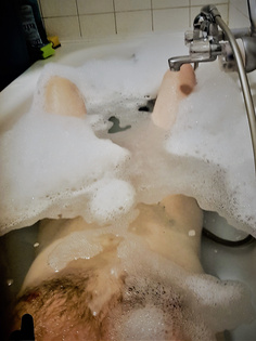 Einmal entspannen in der Wanne