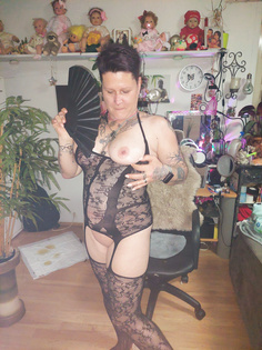 Noch ein paar sexy Fotos von meiner Frau