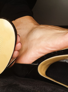 Meine geilen Füße in Heels