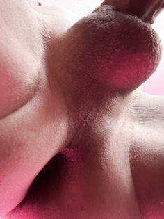 Dachte ich zeig ihn mal wieder frisch rasiert.