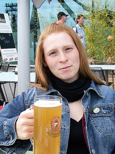 JZ, 160 cm, 52 KG, 24 Jahre, 75B