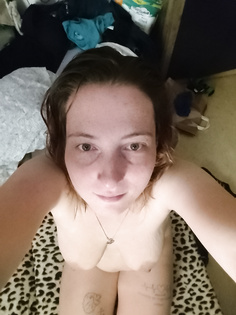 Meine serbische Ehestute nackt